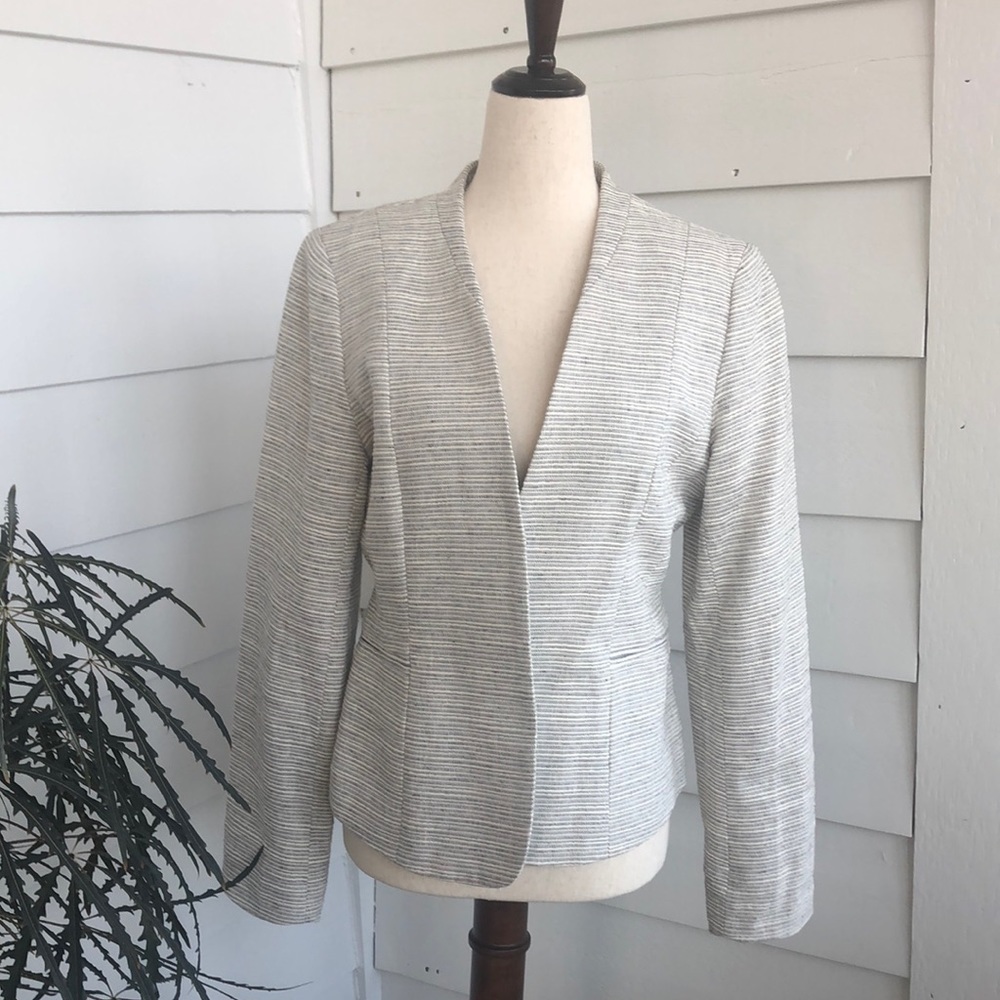 Kenar gray & white tailored blazer size M, stylish sleeve slits, nautical lining